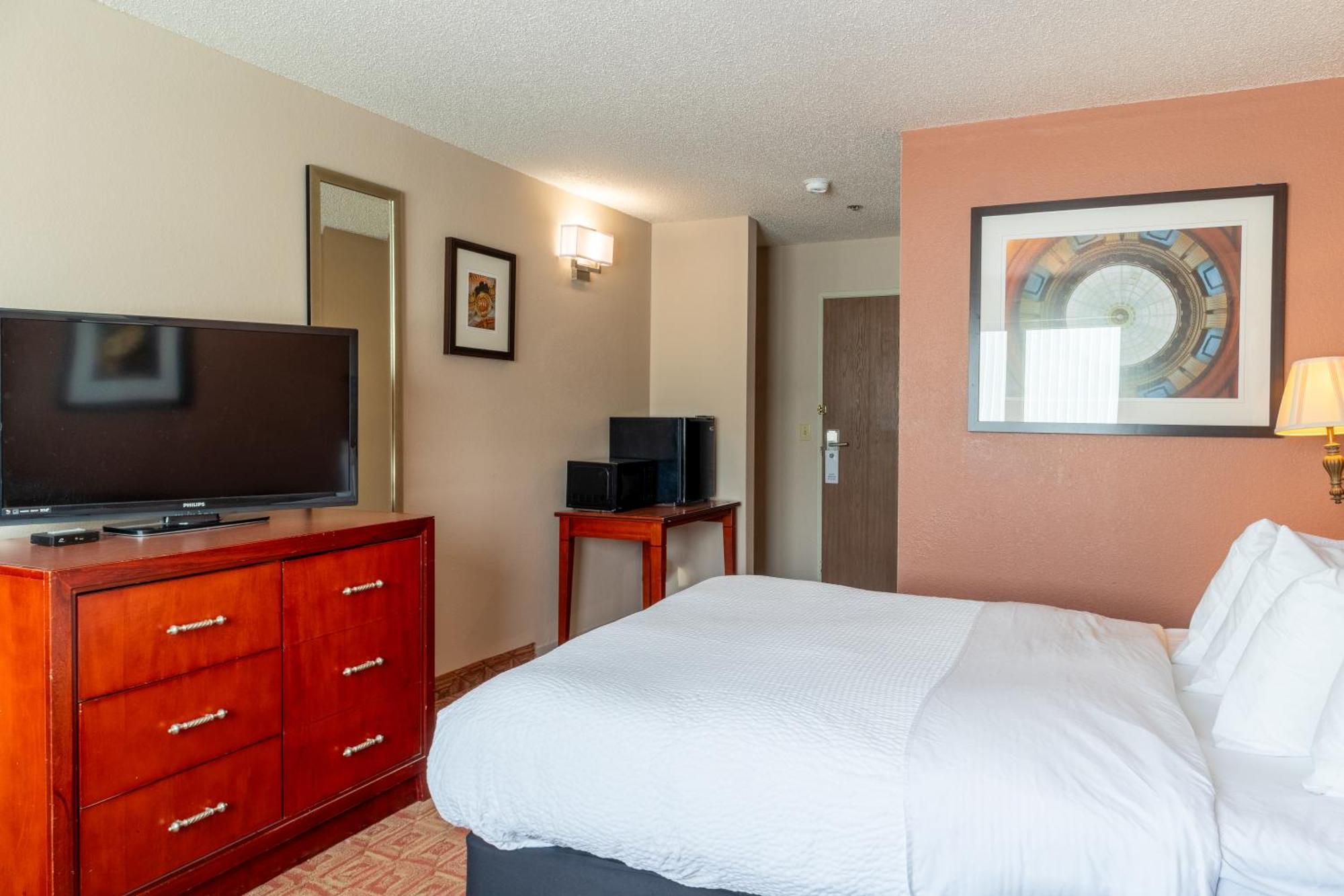Norland Inn & Suites Roseau الغرفة الصورة