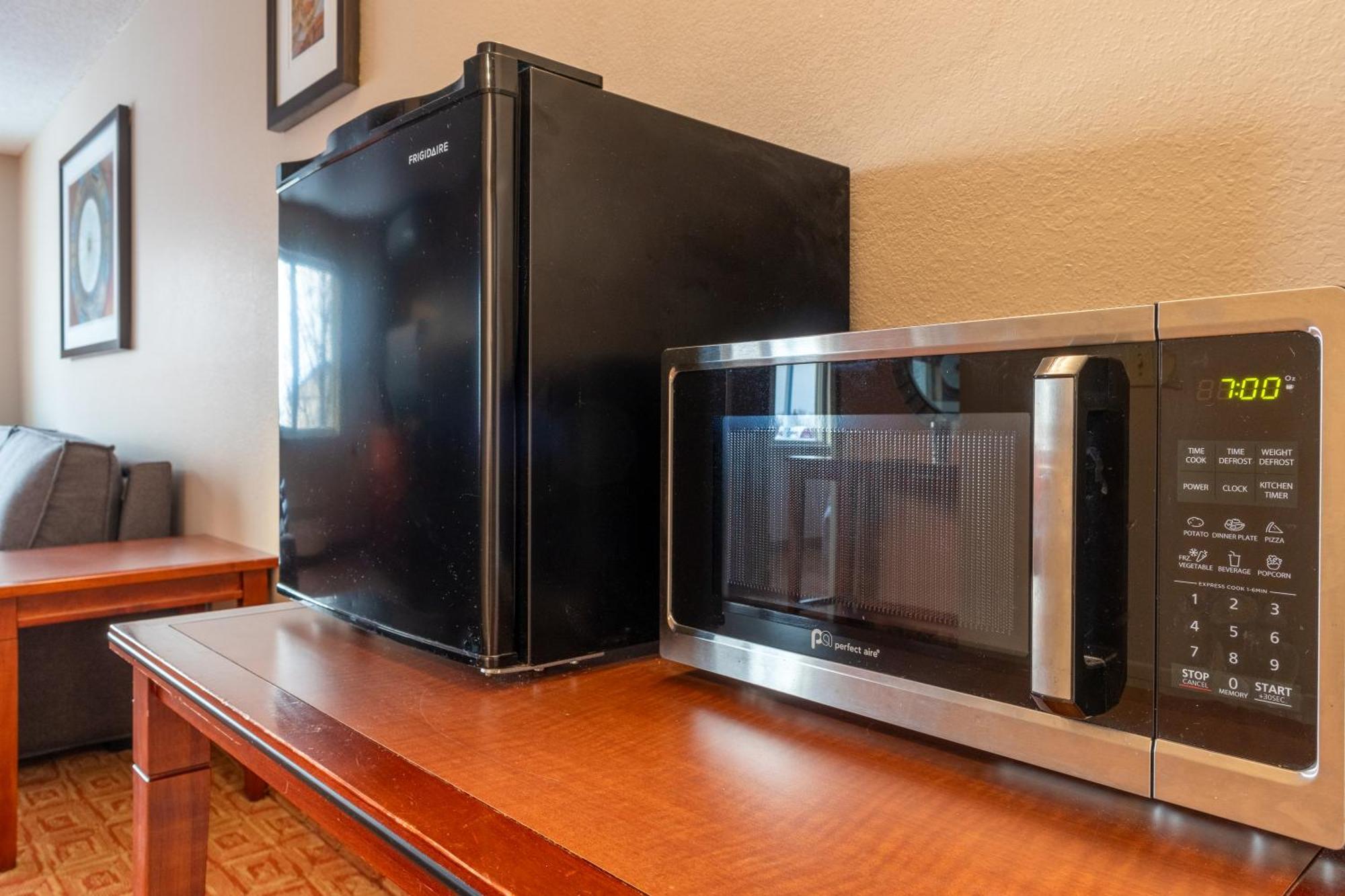 Norland Inn & Suites Roseau الغرفة الصورة