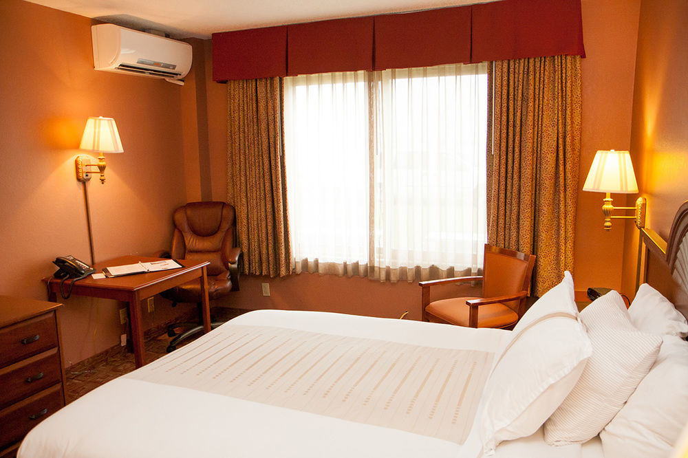 Norland Inn & Suites Roseau المظهر الخارجي الصورة